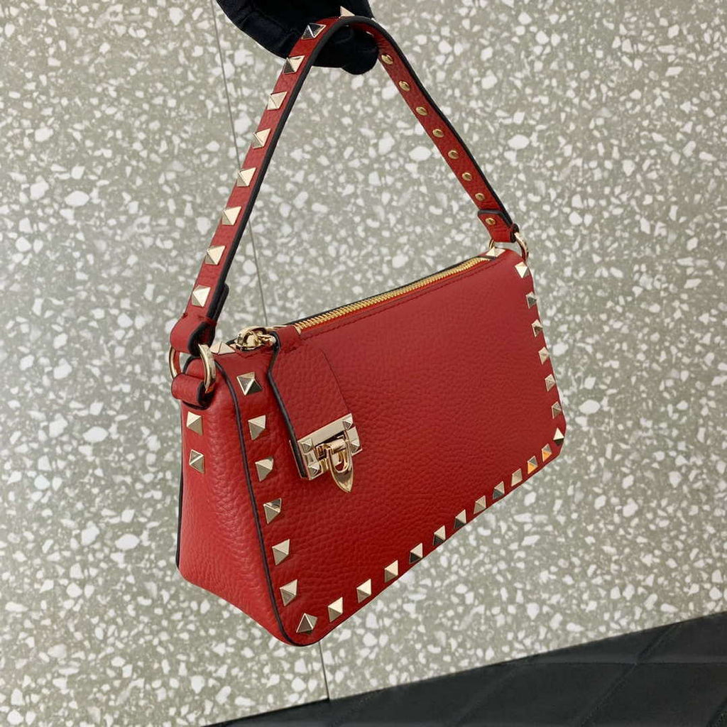Valentino 5W2B0J47VSF_0NO Small Rockstud Grainy Calfskin Crossbody Bag 0311