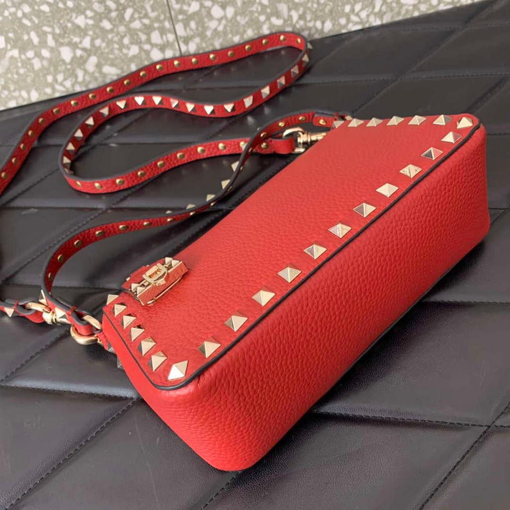 Valentino 5W2B0J47VSF_0NO Small Rockstud Grainy Calfskin Crossbody Bag 0311
