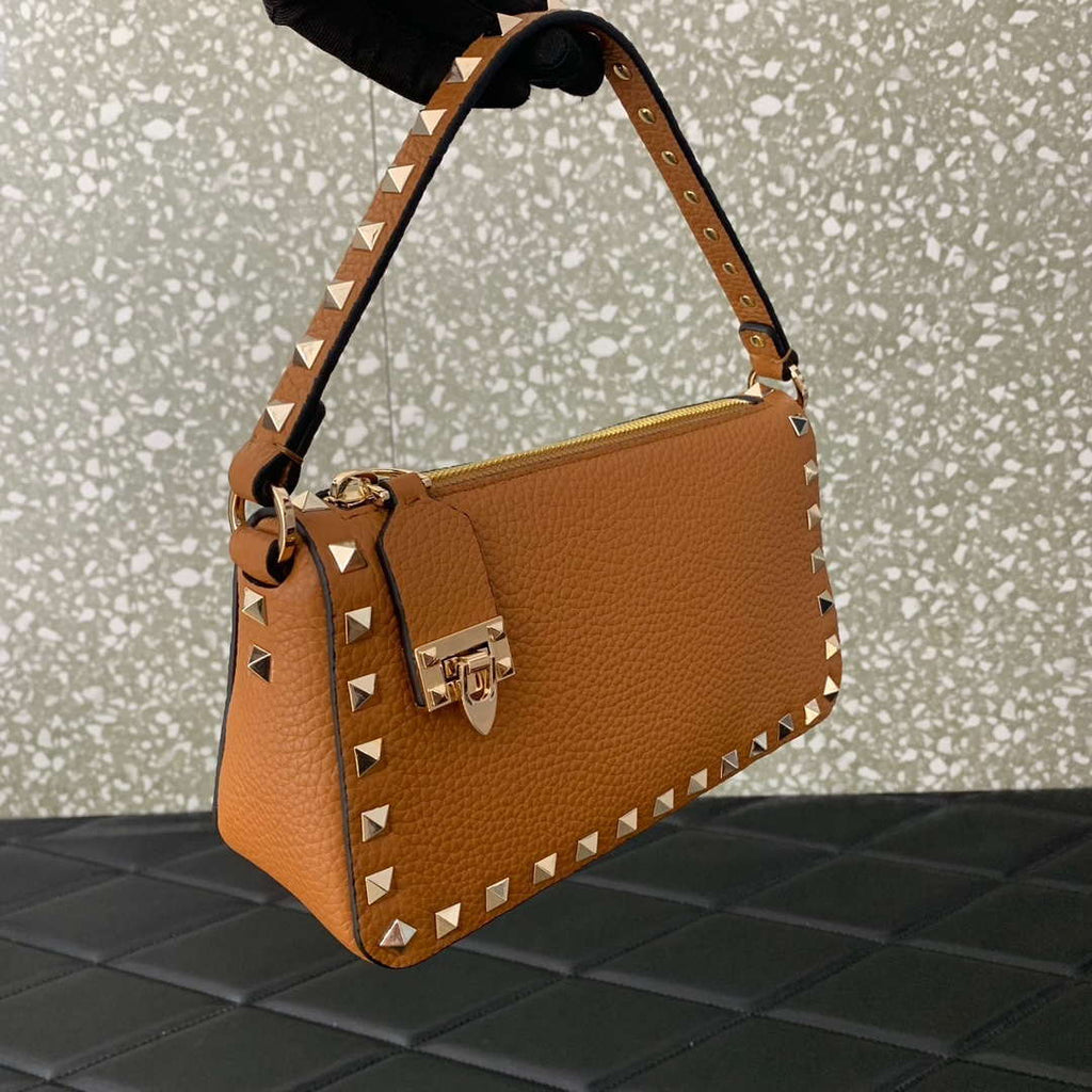 Valentino 5W2B0J47VSF_0NO Small Rockstud Grainy Calfskin Crossbody Bag 0311
