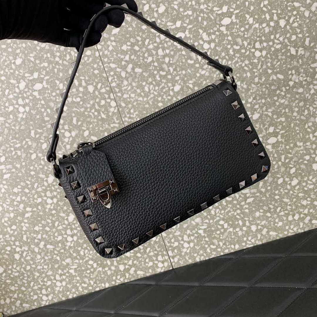 Valentino 5W2B0J47VSF_0NO Small Rockstud Grainy Calfskin Crossbody Bag 0311