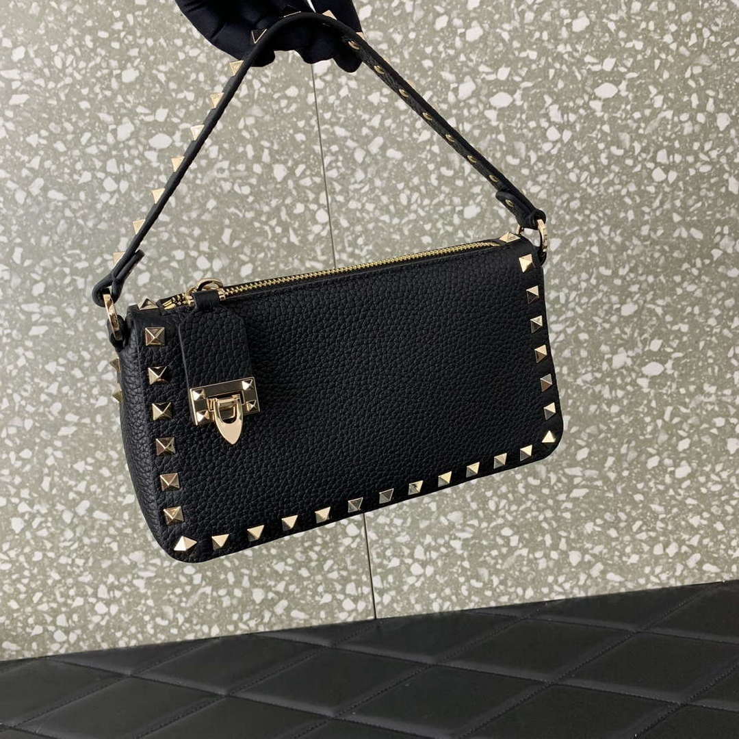 Valentino 5W2B0J47VSF_0NO Small Rockstud Grainy Calfskin Crossbody Bag 0311