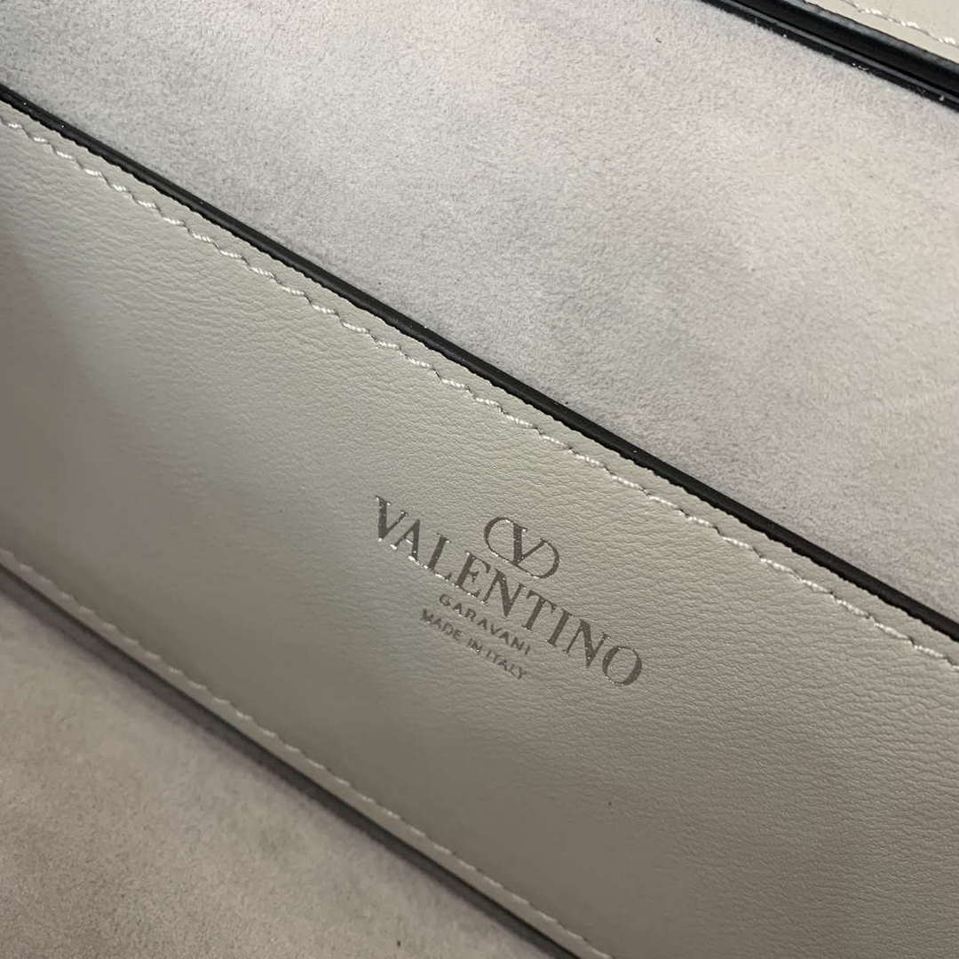 Valentino 5W2B0N86NKG_ZF7 Valentino Garavani Loc¨° Small Embroidered Shoulder Bag Gray