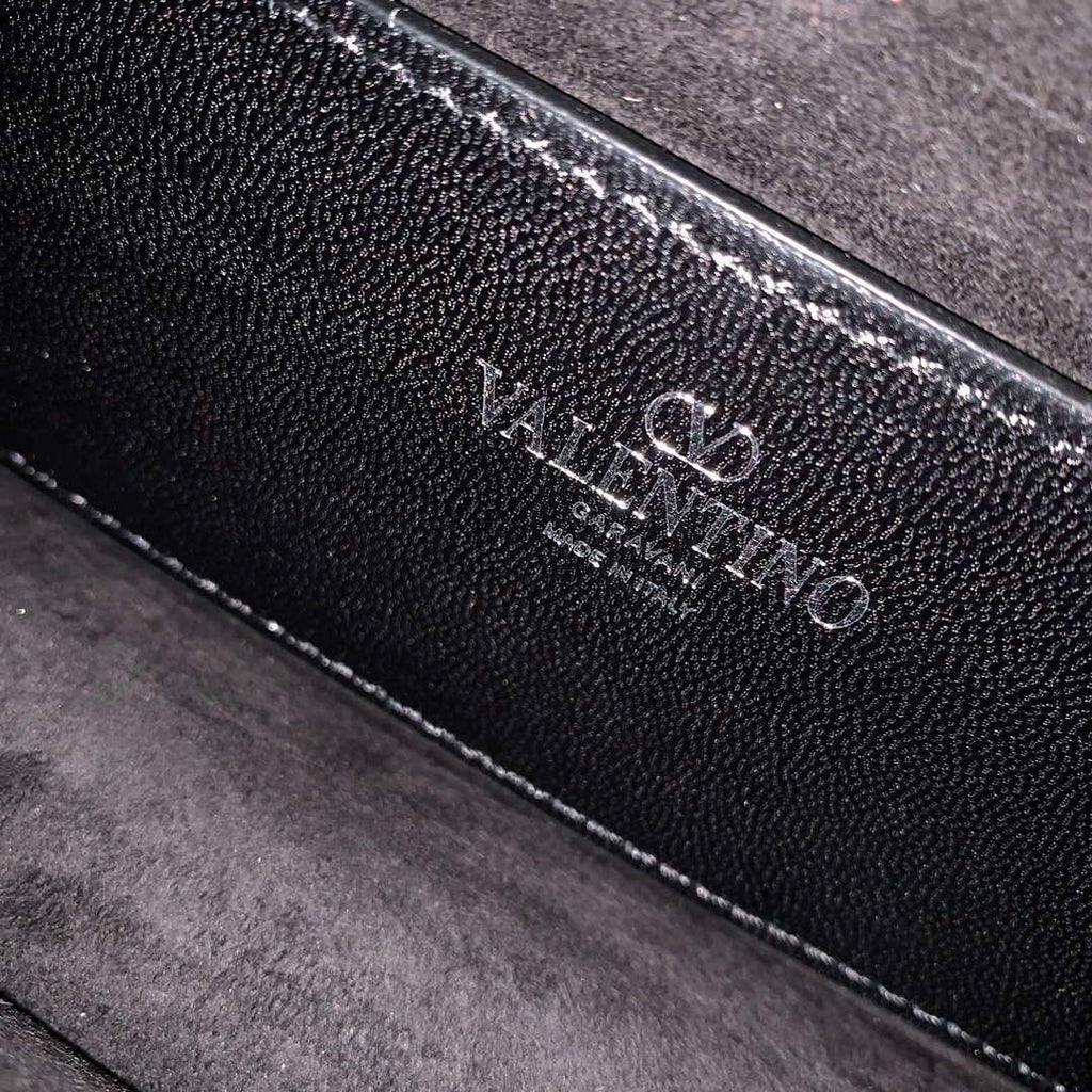 Valentino 5W2B0N86NKG_ZF7 Valentino Garavani Loc¨° Small Embroidered Shoulder Bag Black