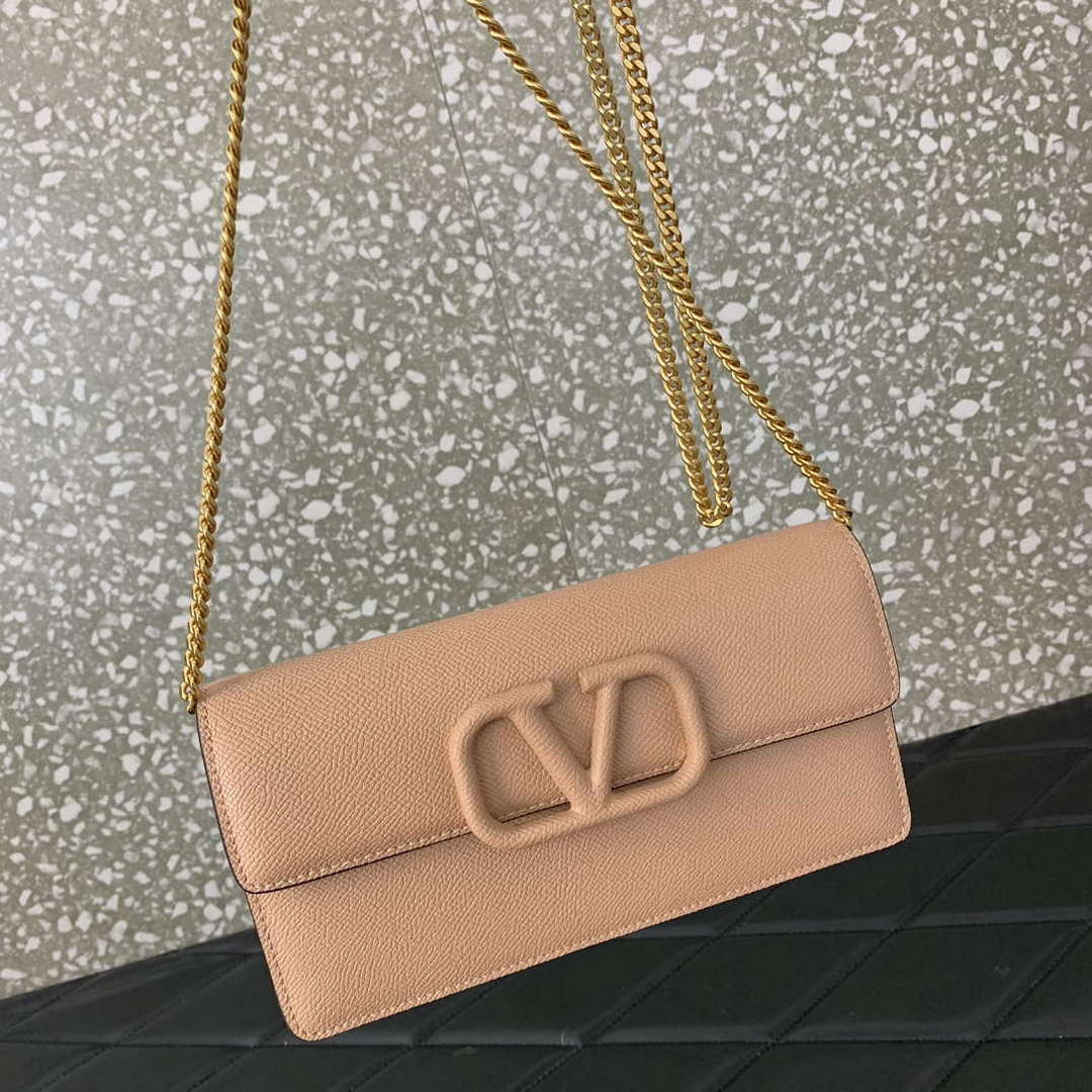 Valentino 5W2P0S93RQR_GF9 Vlogo Signature Grainy Calfskin Wallet With Chain 061