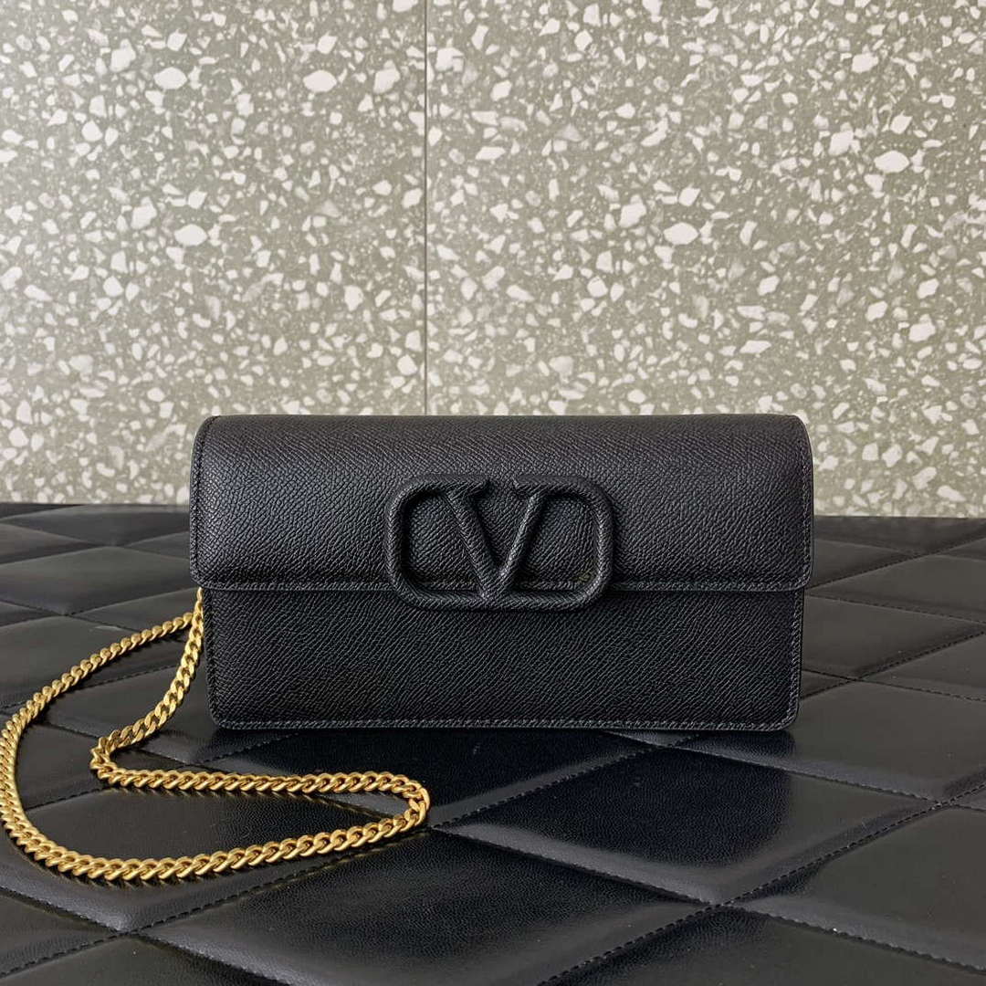 Valentino 5W2P0S93RQR_GF9 Vlogo Signature Grainy Calfskin Wallet With Chain 061