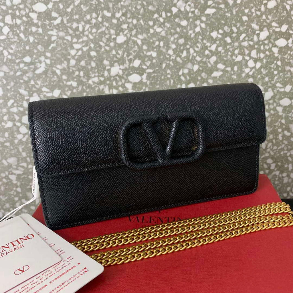 Valentino 5W2P0S93RQR_GF9 Vlogo Signature Grainy Calfskin Wallet With Chain 061