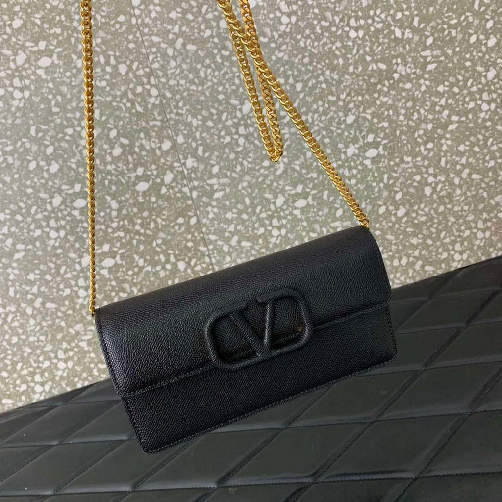 Valentino 5W2P0S93RQR_GF9 Vlogo Signature Grainy Calfskin Wallet With Chain 061