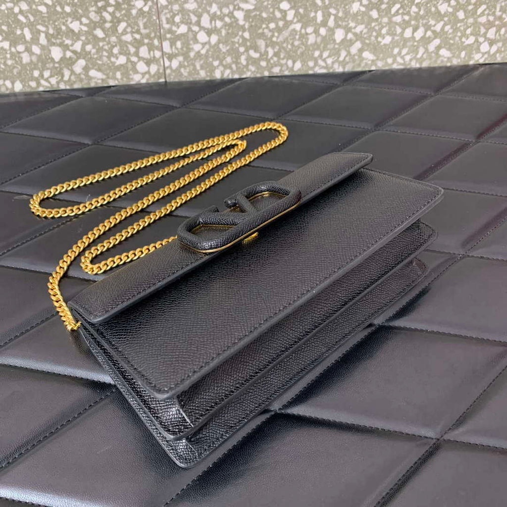 Valentino 5W2P0S93RQR_GF9 Vlogo Signature Grainy Calfskin Wallet With Chain 061