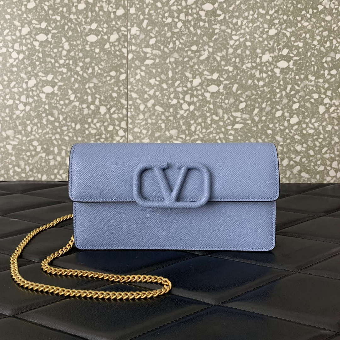 Valentino 5W2P0S93RQR_GF9 Vlogo Signature Grainy Calfskin Wallet With Chain 061