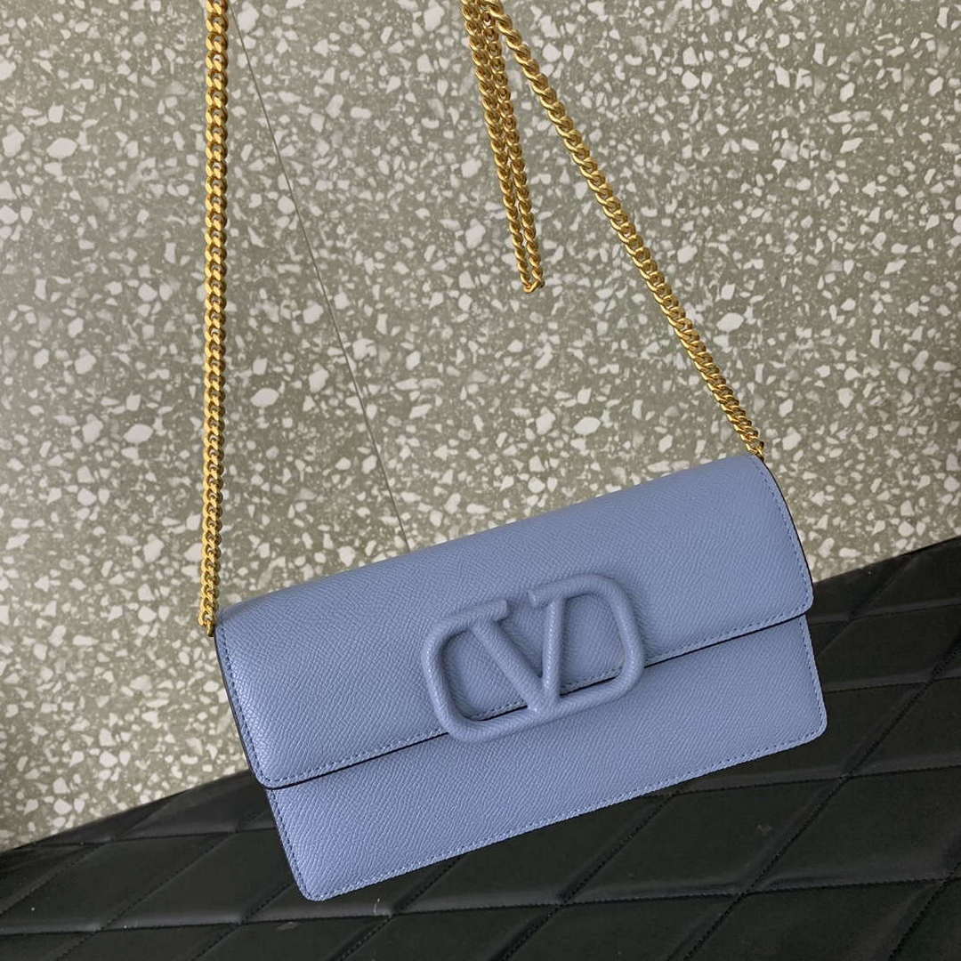 Valentino 5W2P0S93RQR_GF9 Vlogo Signature Grainy Calfskin Wallet With Chain 061