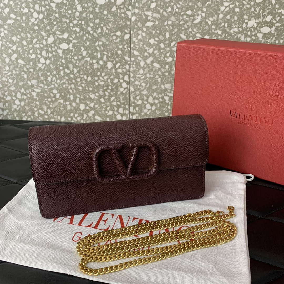 Valentino 5W2P0S93RQR_GF9 Vlogo Signature Grainy Calfskin Wallet With Chain 061