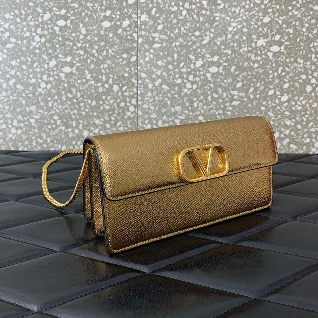 Valentino 5W2P0S93RQR_GF9 Vlogo Signature Grainy Calfskin Wallet With Chain 061
