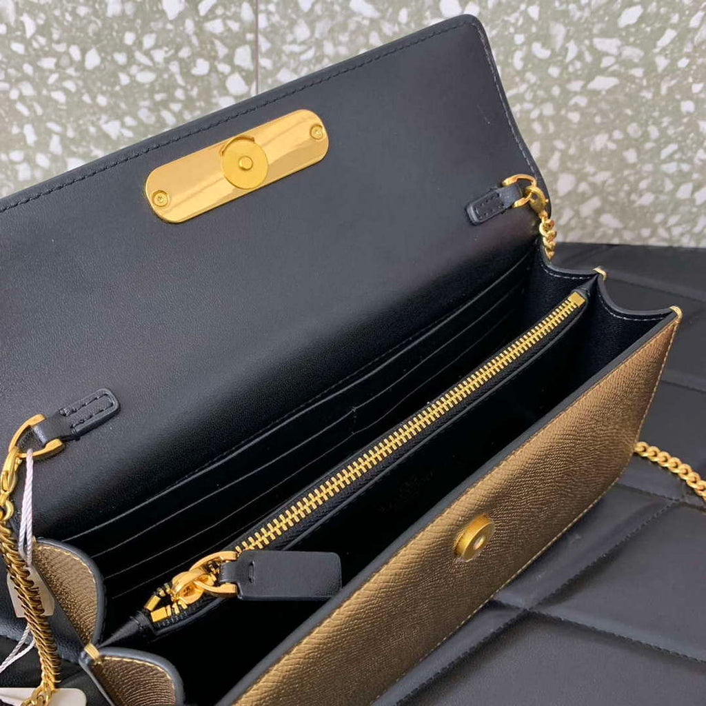 Valentino 5W2P0S93RQR_GF9 Vlogo Signature Grainy Calfskin Wallet With Chain 061