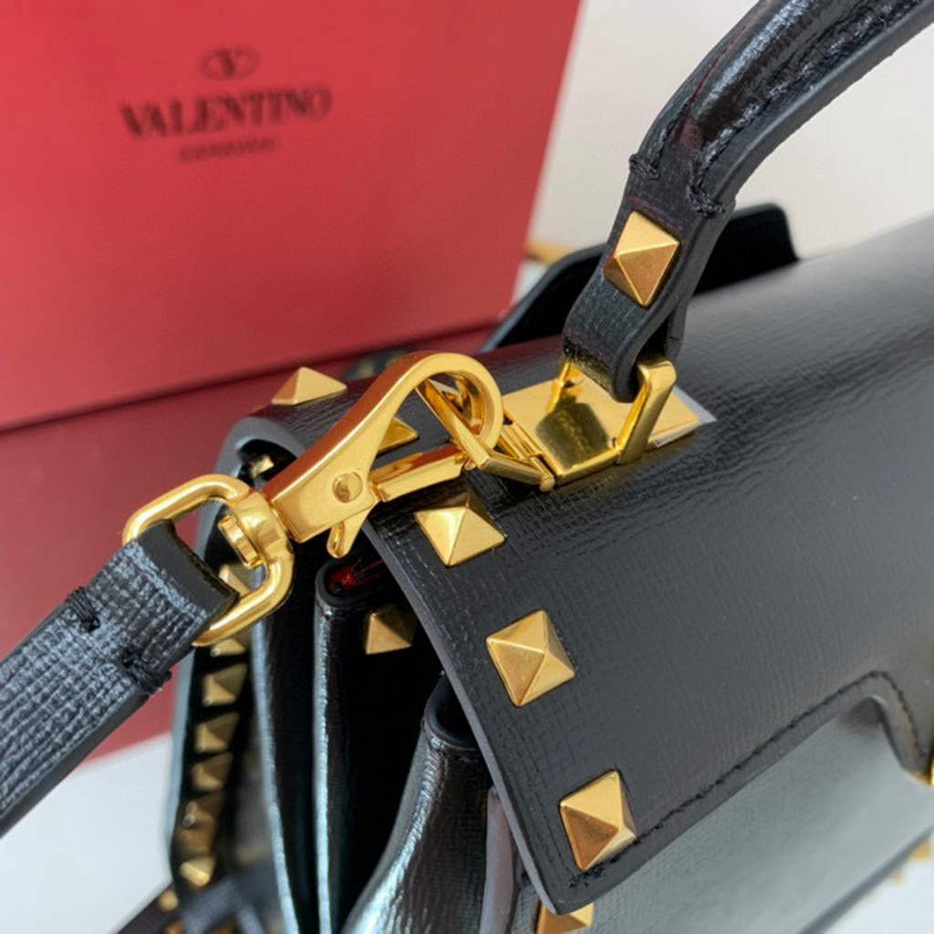 Valentino 71000 Small Rockstud Alcove Handbag In Grainy Calfskin  XW2B0J71 Black