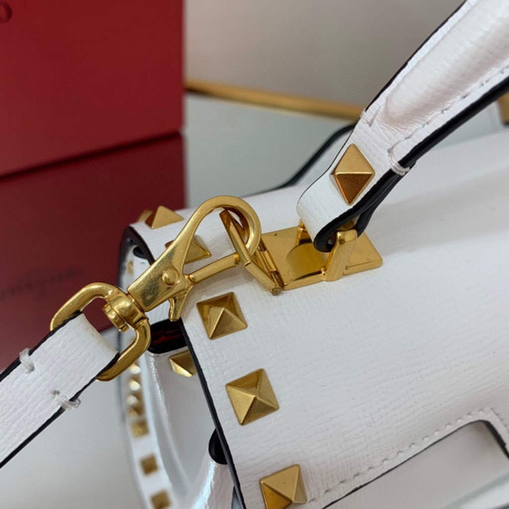 Valentino 71000 Small Rockstud Alcove Handbag In Grainy Calfskin  XW2B0J71 White
