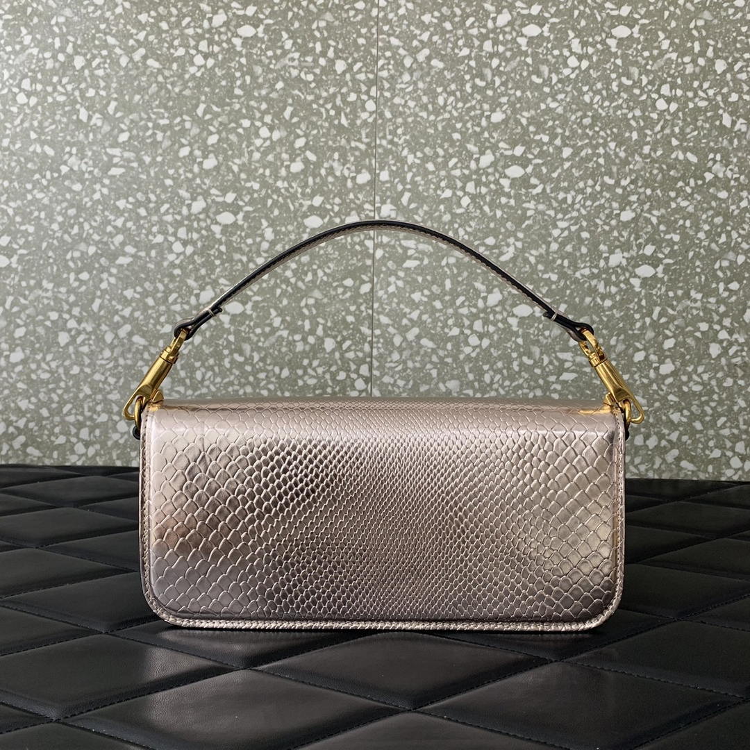 Valentino 8W2B0K53SPV_C8N Garavani Locò Large shoulder bag in laminated elaphe 6030