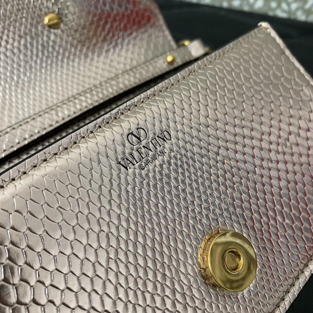 Valentino 8W2B0K53SPV_C8N Garavani Locò small shoulder bag in laminated elaphe copper