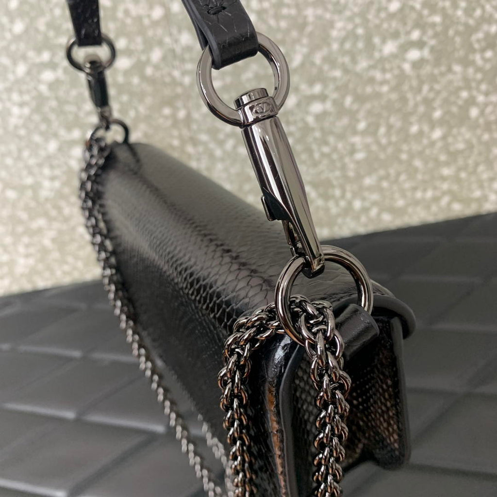 Valentino 8W2B0K53SPV_C8N Garavani Locò small shoulder bag in laminated elaphe Black