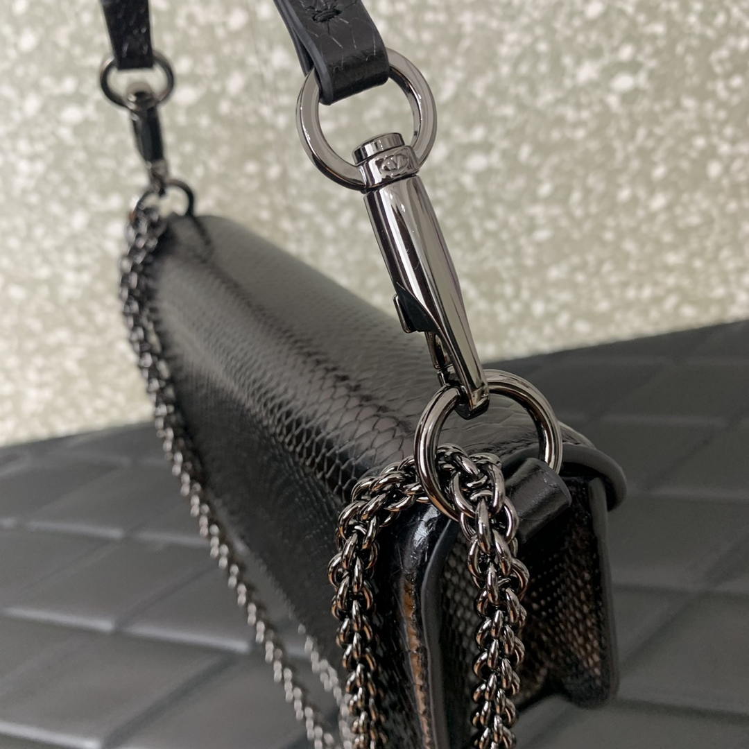 Valentino 8W2B0K53SPV_C8N Garavani Locò small shoulder bag in laminated elaphe Black