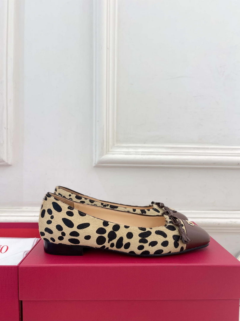 Valentino Fashion Valet Du Roi Ballerina Shoes 25MM V52901