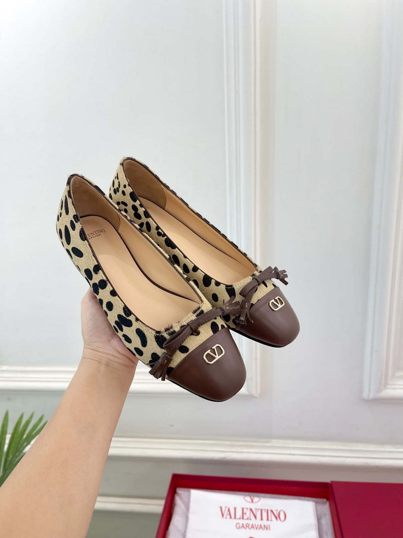 Valentino Fashion Valet Du Roi Ballerina Shoes 25MM V52901