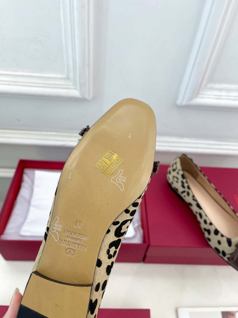 Valentino Fashion Valet Du Roi Ballerina Shoes 25MM V52901