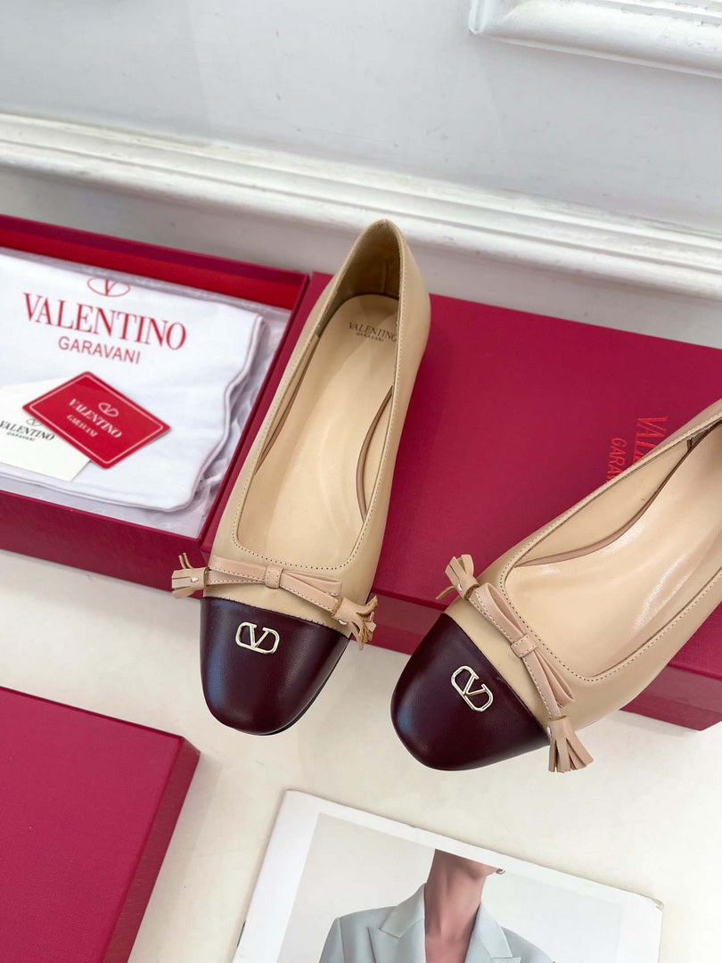 Valentino Fashion Valet Du Roi Ballerina Shoes 25MM V52902