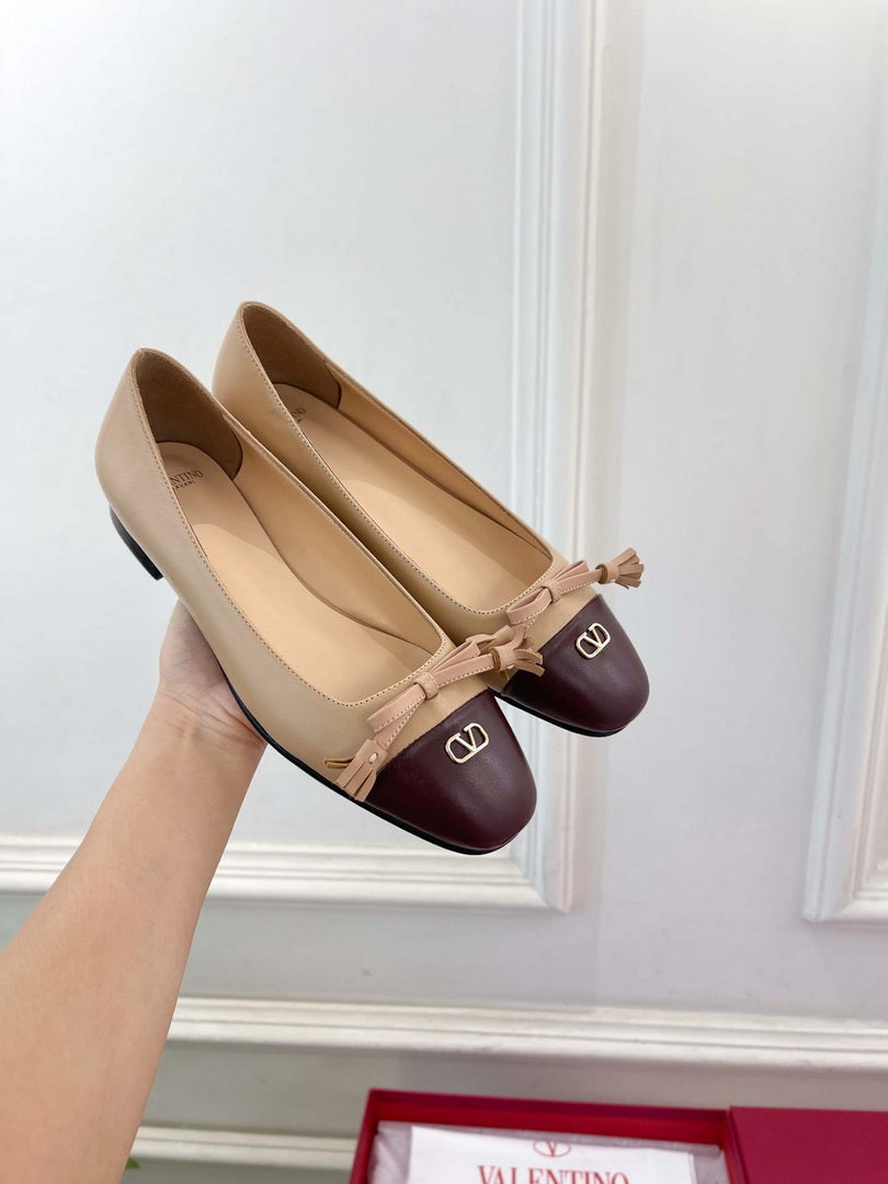 Valentino Fashion Valet Du Roi Ballerina Shoes 25MM V52902