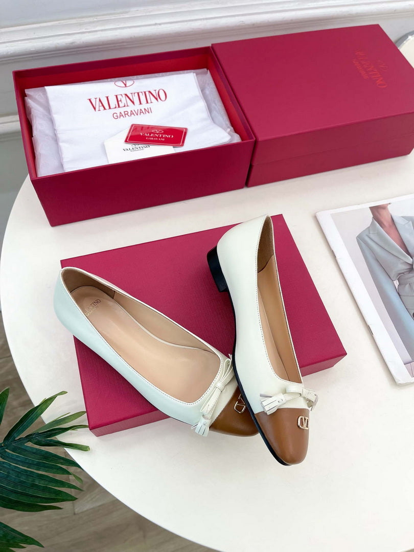 Valentino Fashion Valet Du Roi Ballerina Shoes 25MM V52903