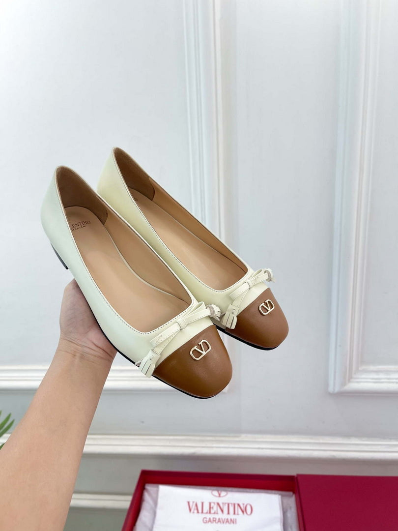 Valentino Fashion Valet Du Roi Ballerina Shoes 25MM V52903
