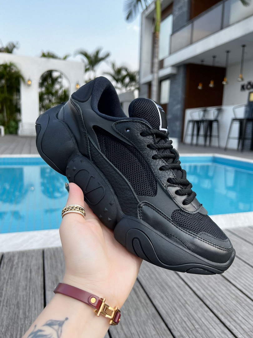 Valentino Garavani Bubbleback Mesh And Suede Sneaker V78130