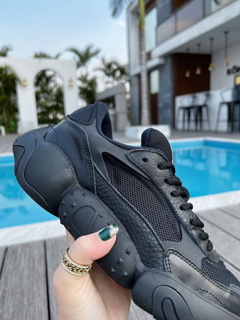 Valentino Garavani Bubbleback Mesh And Suede Sneaker V78130