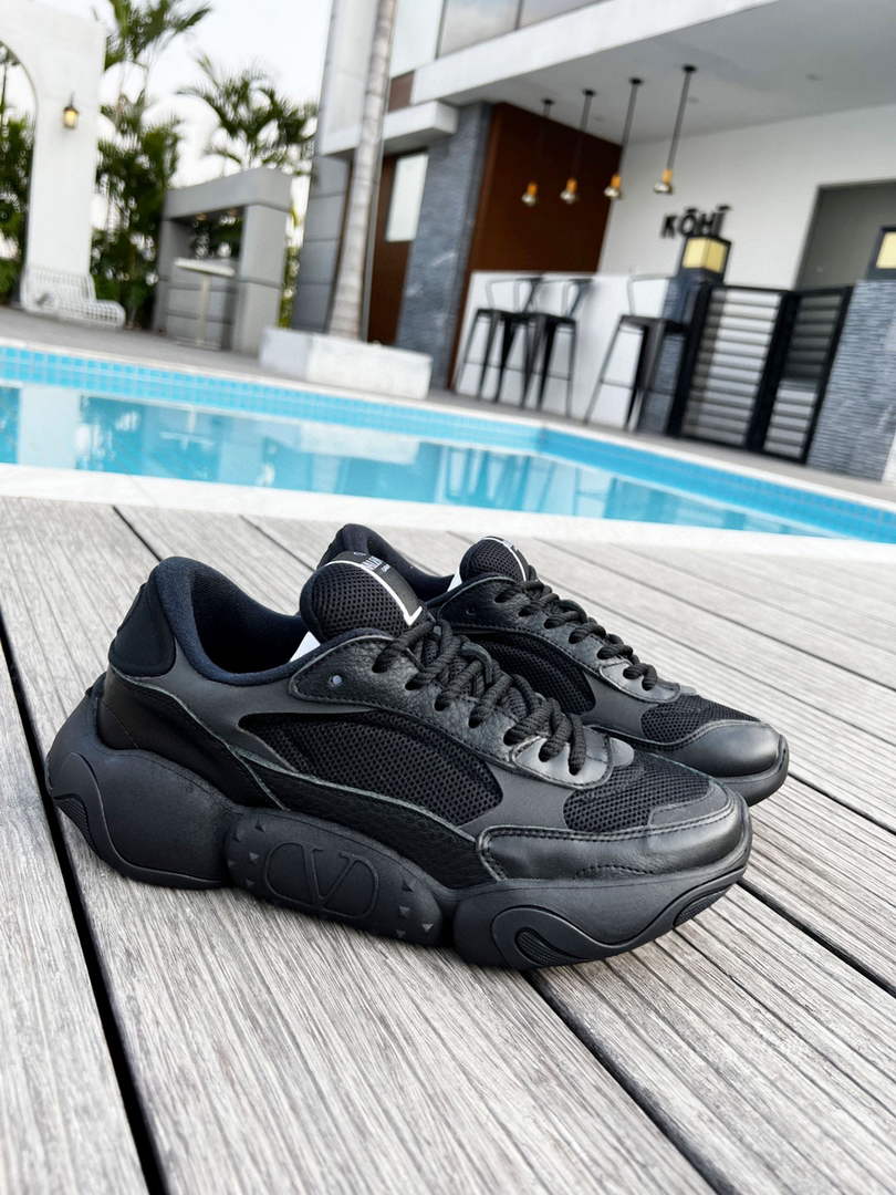 Valentino Garavani Bubbleback Mesh And Suede Sneaker V78130