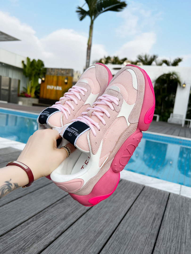 Valentino Garavani Bubbleback Mesh And Suede Sneaker V78134