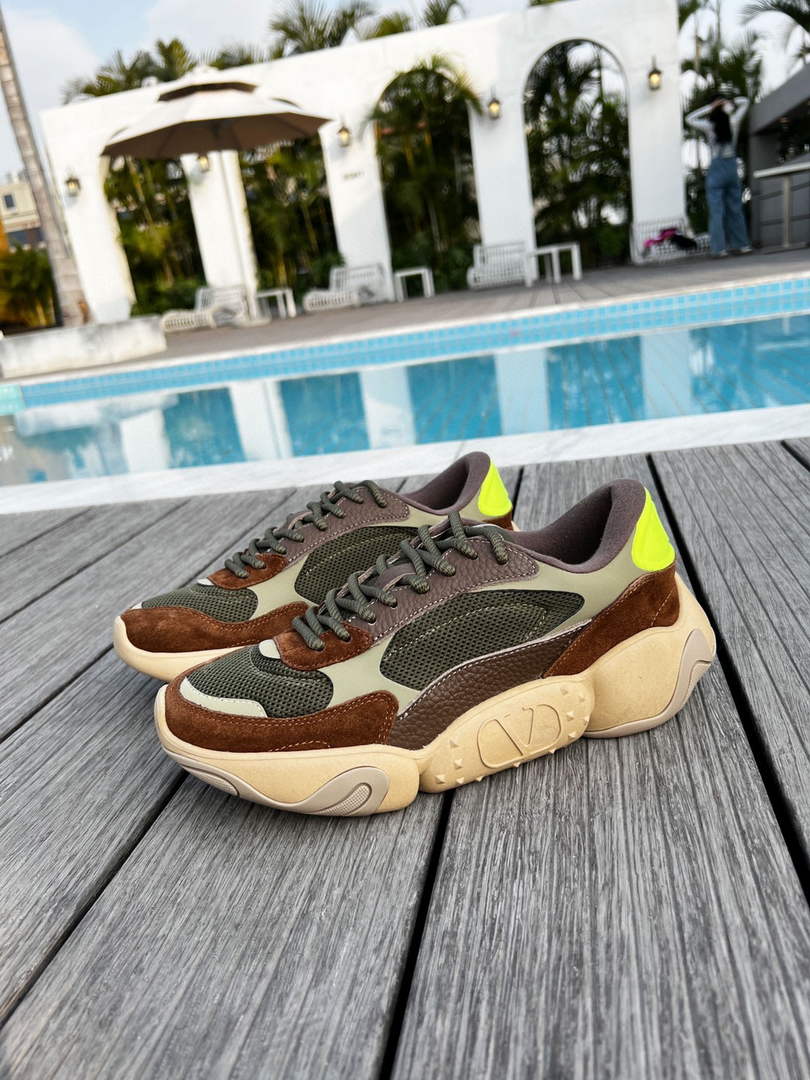 Valentino Garavani Bubbleback Mesh And Suede Sneaker V78135