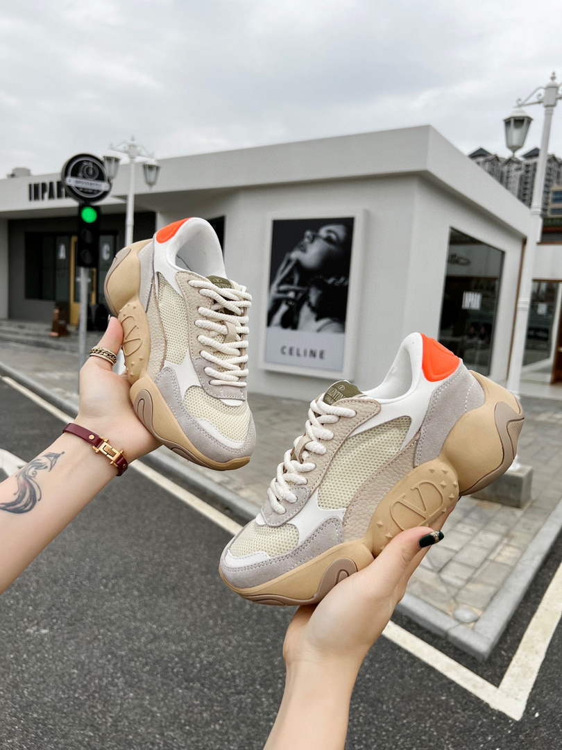 Valentino Garavani Bubbleback Mesh And Suede Sneaker V78136