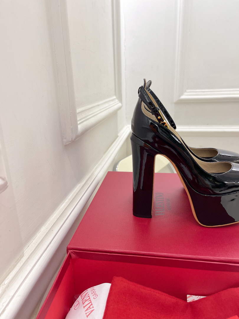 Valentino Garavani Tan-go Platform Pump In Patent Leather 155MM Black