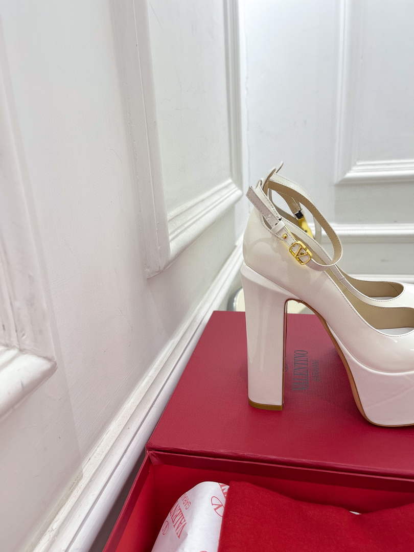 Valentino Garavani Tan-go Platform Pump In Patent Leather 155MM White
