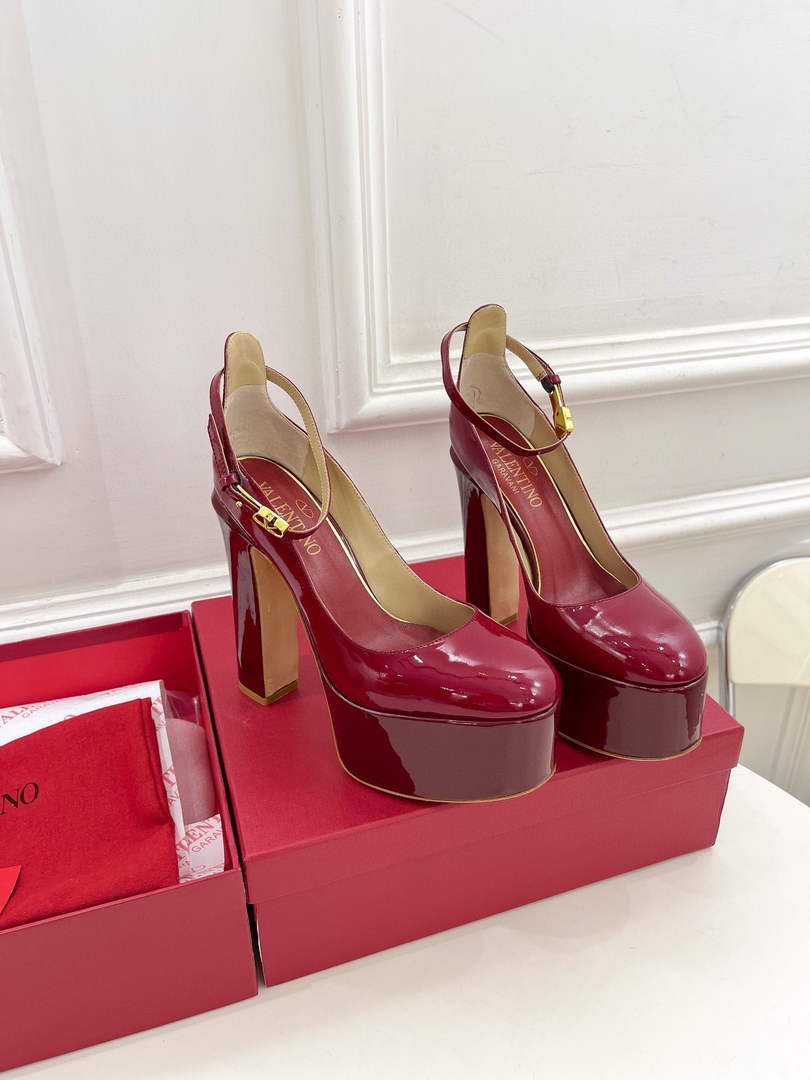 Valentino Garavani Tan-go Platform Pump In Patent Leather 155MM Dark Red