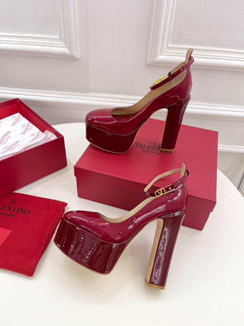 Valentino Garavani Tan-go Platform Pump In Patent Leather 155MM Dark Red