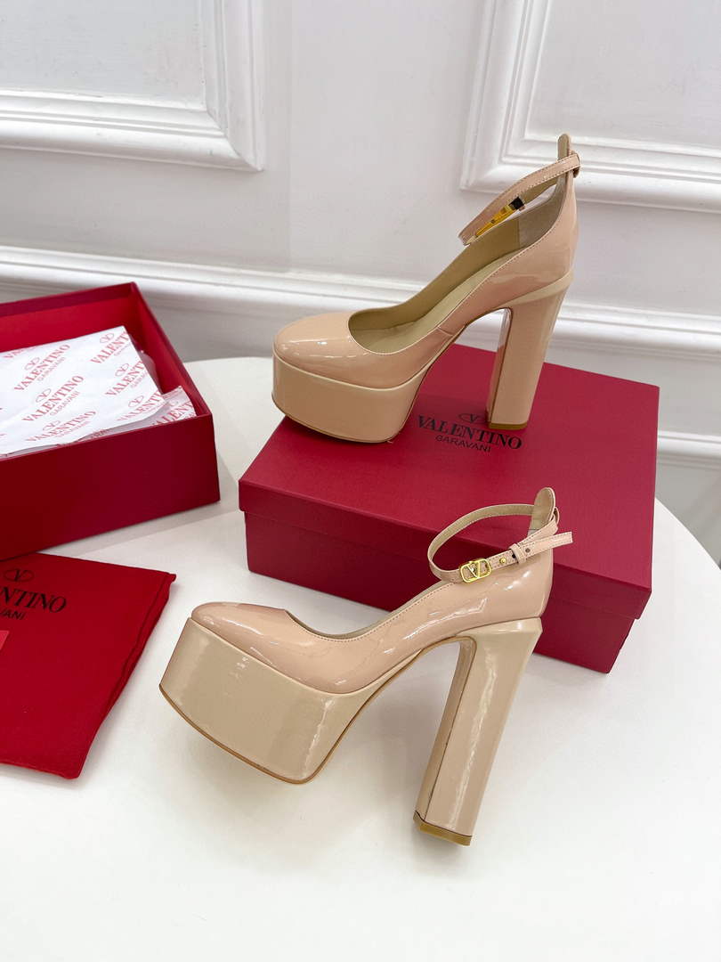 Valentino Garavani Tan-go Platform Pump In Patent Leather 155MM light Pink