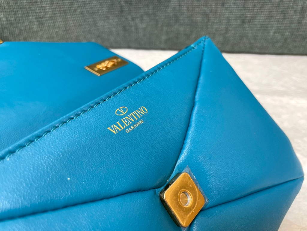 Valentino One Stud Nappa Bag With Chain 1215 Blue