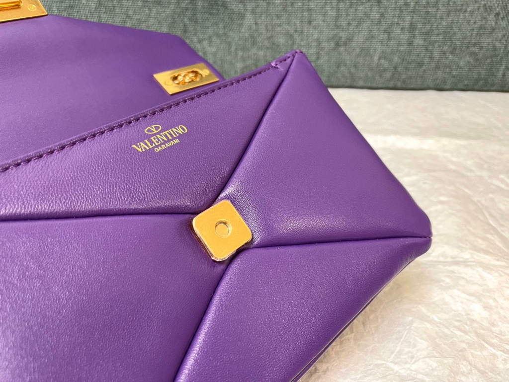 Valentino One Stud Nappa Bag With Chain 1215 Purple