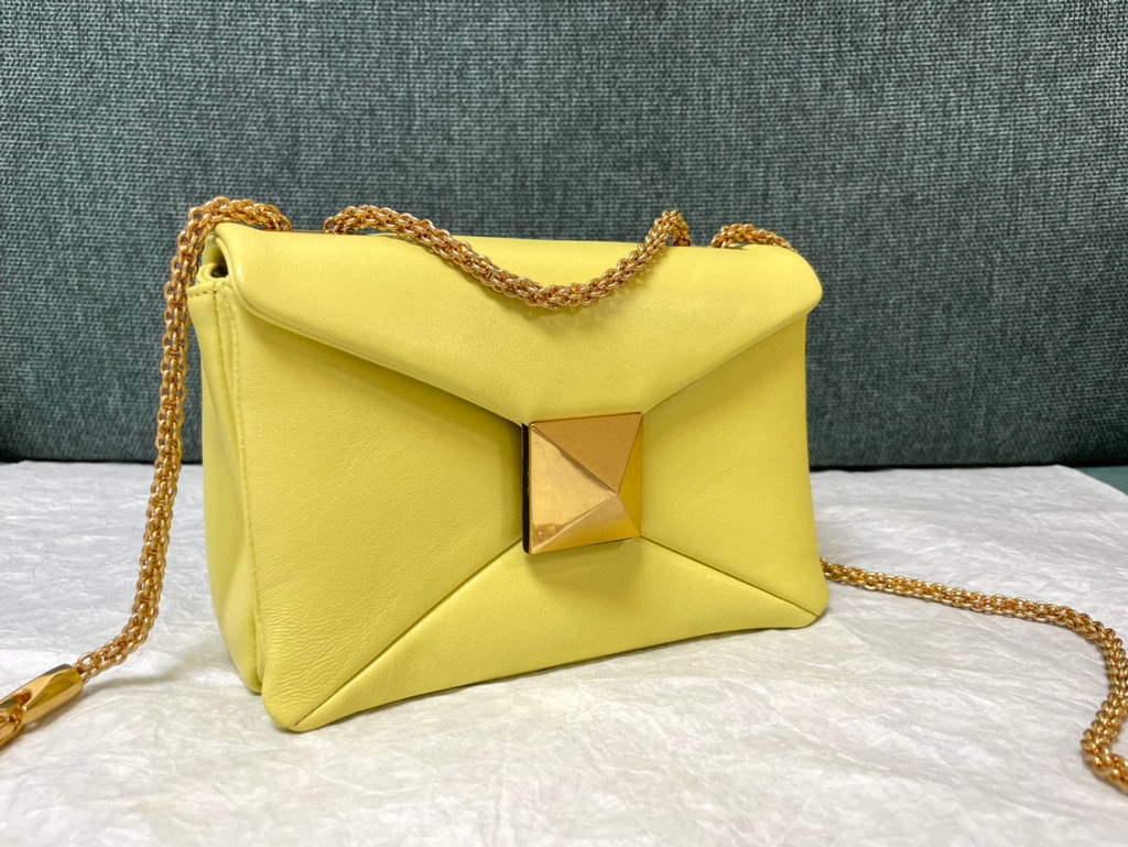 Valentino One Stud Nappa Bag With Chain 1215 Yellow