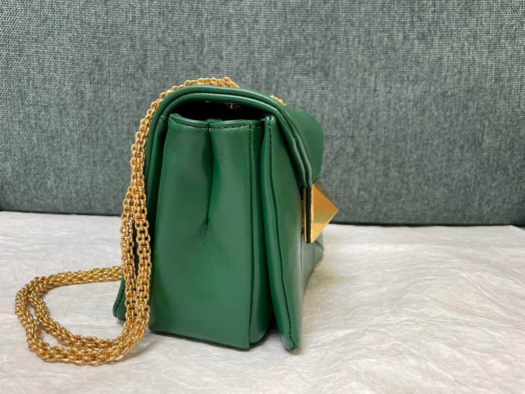 Valentino One Stud Nappa Bag With Chain 1215 Green
