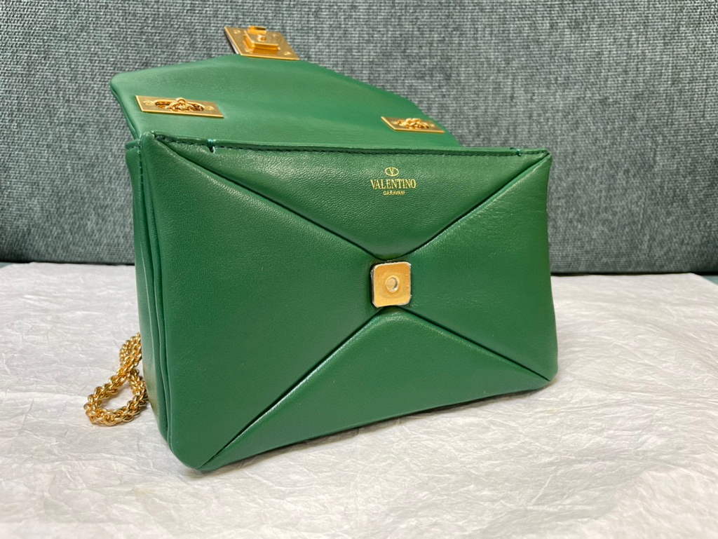Valentino One Stud Nappa Bag With Chain 1215 Green