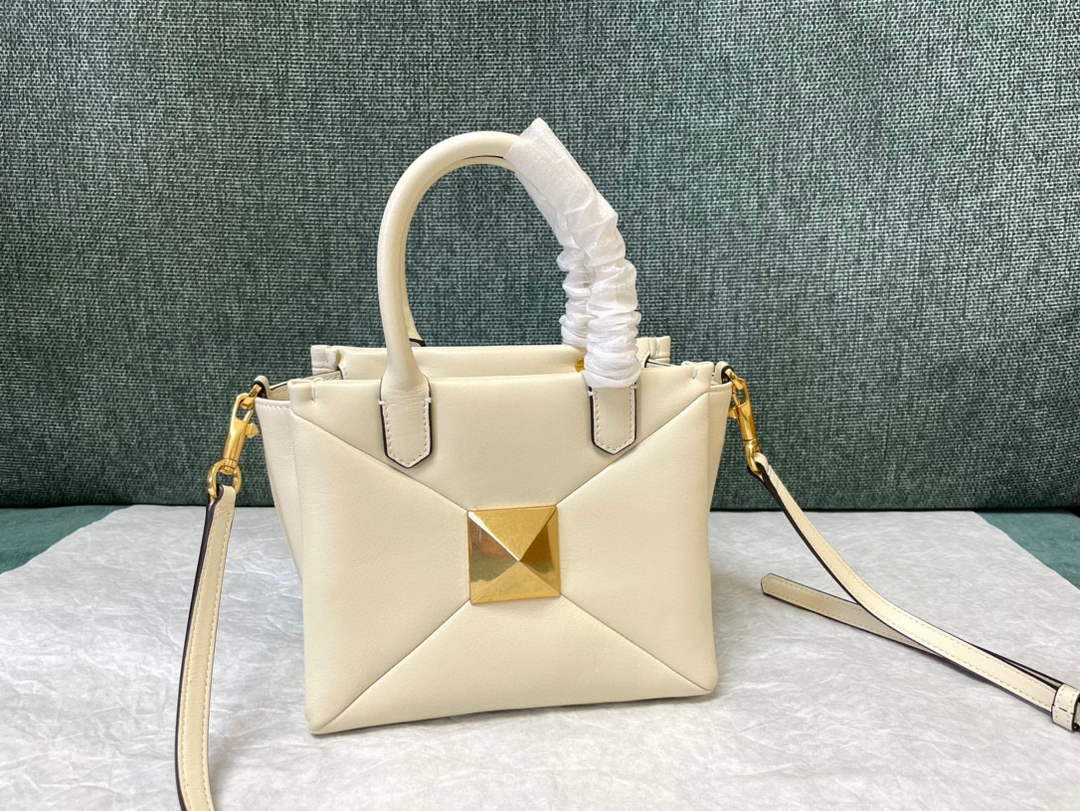 Valentino Small One Stud Nappa Handbag in lambskin V1186 Beige