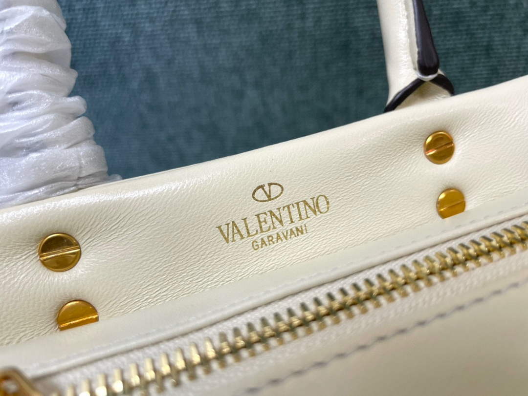 Valentino Small One Stud Nappa Handbag in lambskin V1186 Beige - Default Title - View 7