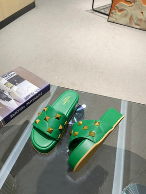 Valentino Stud Flatform Slide Sandal in Quilted Nappa V78100 - 35 - View 3