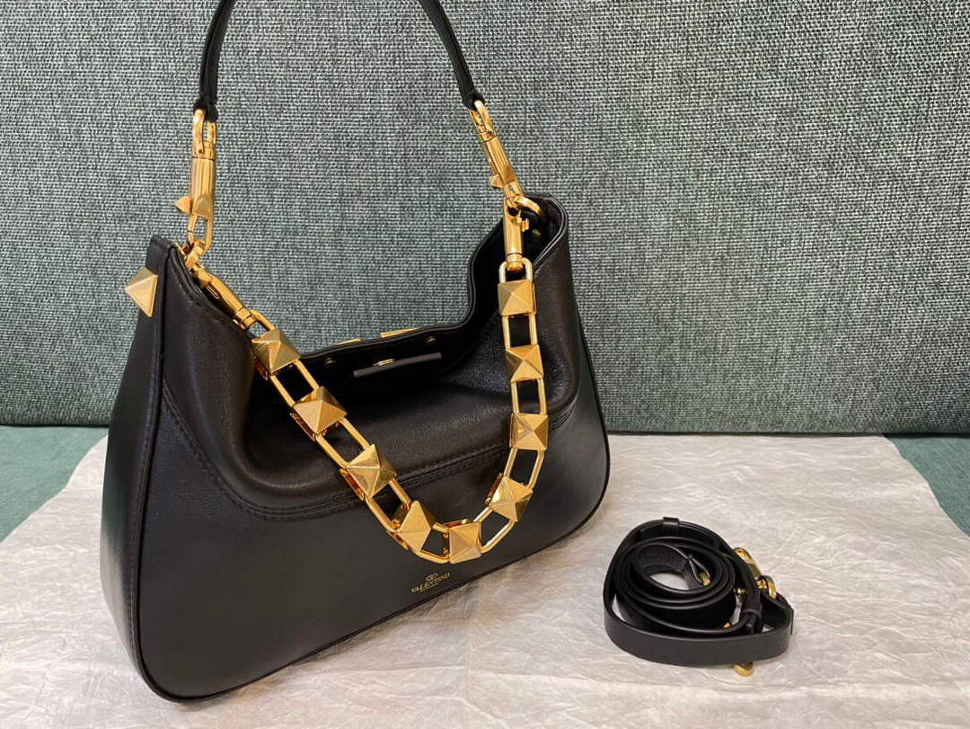 Valentino V0570 Stud Sign Grainy Calfskin Hobo Bag Black